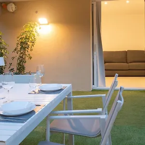 https://a-mare-home-catania.catania-hotels.net
